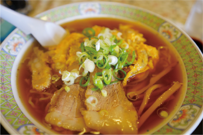 小坂町大地 ポイント02：かつラーメン!?